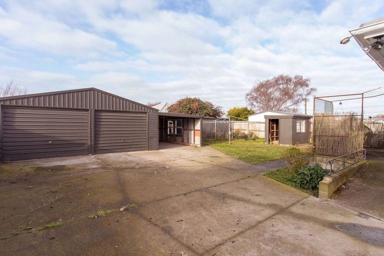 Photo of property in 16 Basingstoke Street, Aranui, Christchurch, 8061