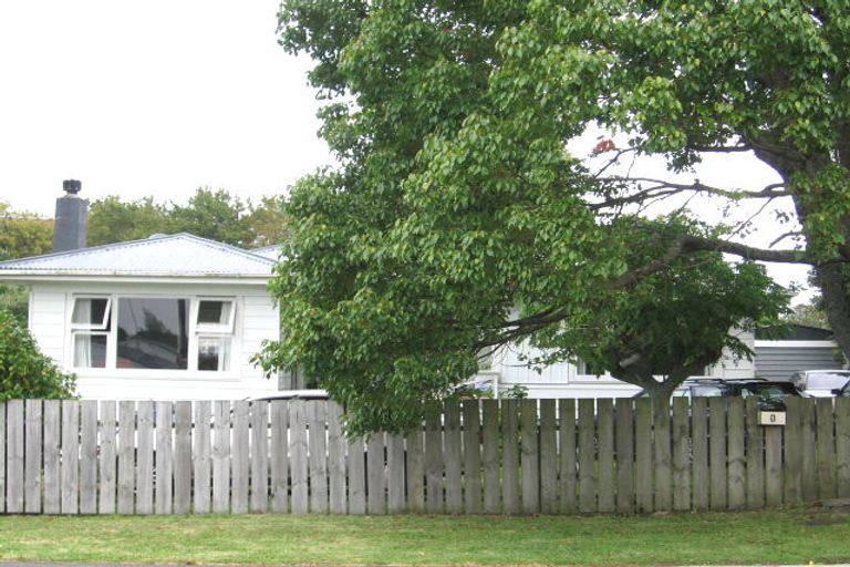 Photo of property in 1 Te Kanawa Crescent, Henderson, Auckland, 0610