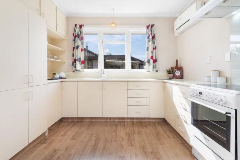 Photo of property in 1/216 Knowles Street, St Albans, Christchurch, 8052