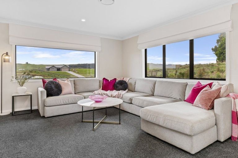 Photo of property in 40 King Road, Kinloch, Taupo, 3385