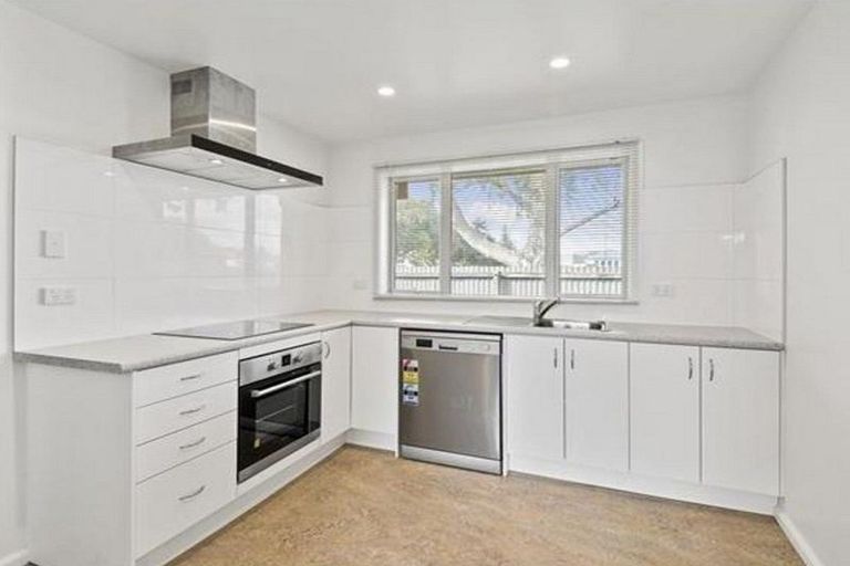 Photo of property in 63 Elizabeth Street, Riccarton, Christchurch, 8041