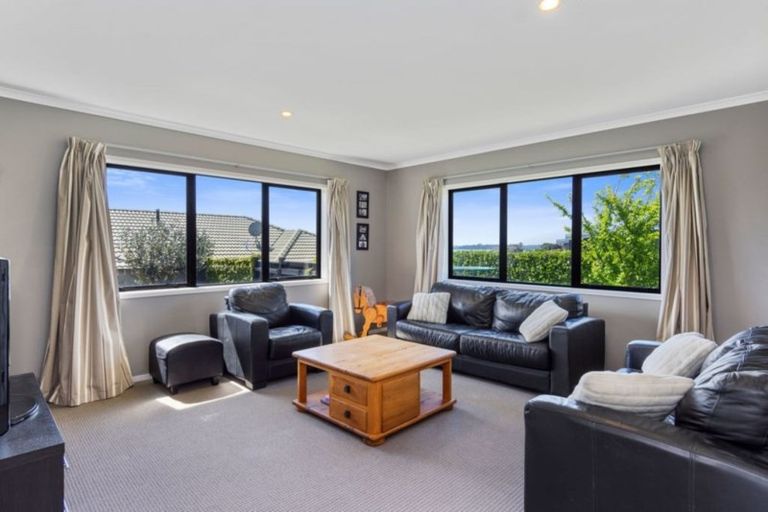 Photo of property in 11 Holyoake Terrace, Omokoroa, 3114