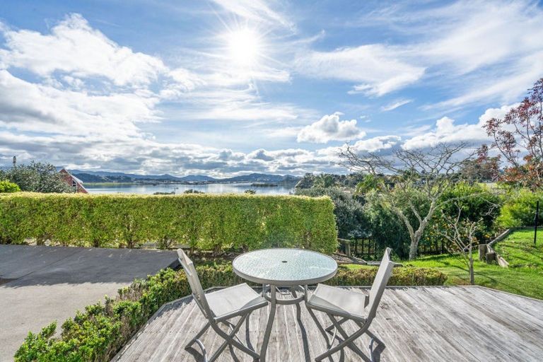 Photo of property in 288 Beach Road, Onerahi, Whangarei, 0110