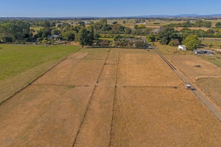 Photo of property in 1447 Waughs Road, Aorangi, Feilding, 4775