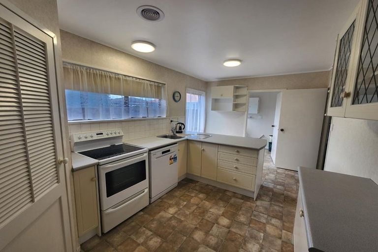 Photo of property in 13a Cameron Street, Papakura, 2110