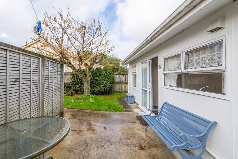 Photo of property in 14 Humphries Street, Greytown, 5712