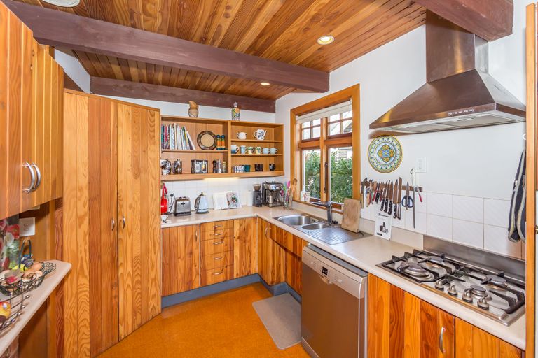 Photo of property in 41 Aylmer Street, Somerfield, Christchurch, 8024