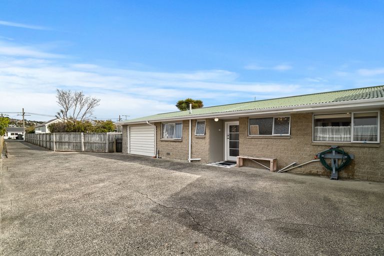 Photo of property in 17 Bradshaw Street, South Dunedin, Dunedin, 9012