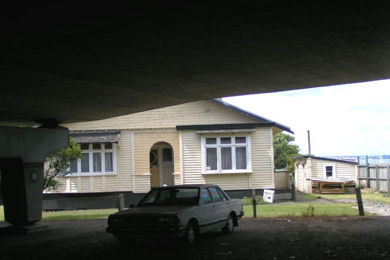 Photo of property in 9 Princes Street, Northcote Point, Auckland, 0627