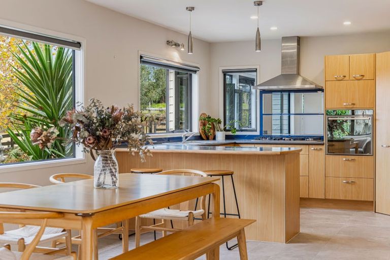Photo of property in 103 Zanders Road, Helensville, Waimauku, 0882