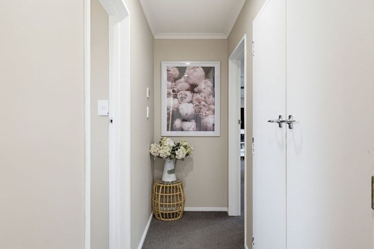 Photo of property in 6 Escort Grove, Awapuni, Palmerston North, 4412