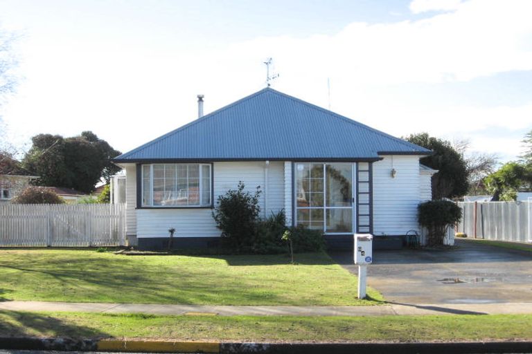 Photo of property in 64 Barker Road, Marewa, Napier, 4110