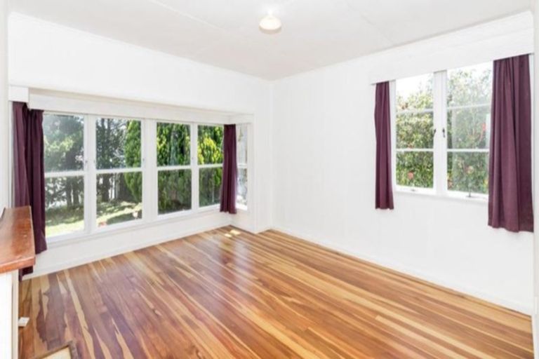 Photo of property in 102 Holland Road, Fairfield, Hamilton, 3214