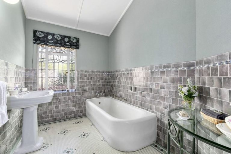 Photo of property in 28 Tweed Street, Roslyn, Dunedin, 9010