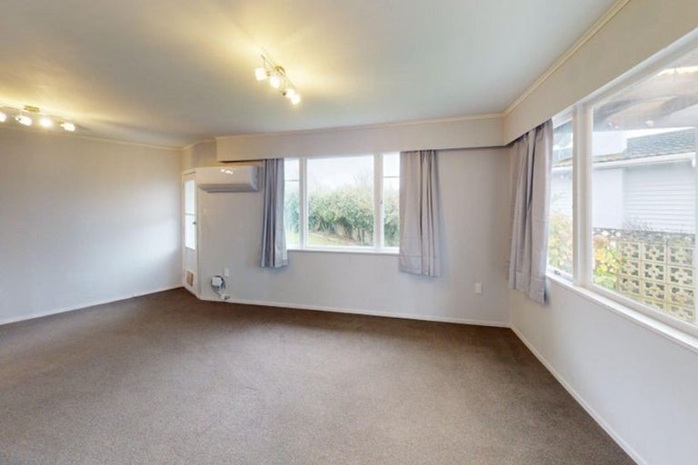 Photo of property in 8 Buick Crescent, Awapuni, Palmerston North, 4412