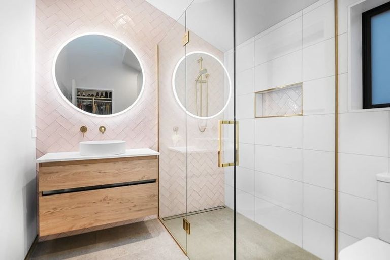 Photo of property in 5 Mary Street, Papanui, Christchurch, 8053