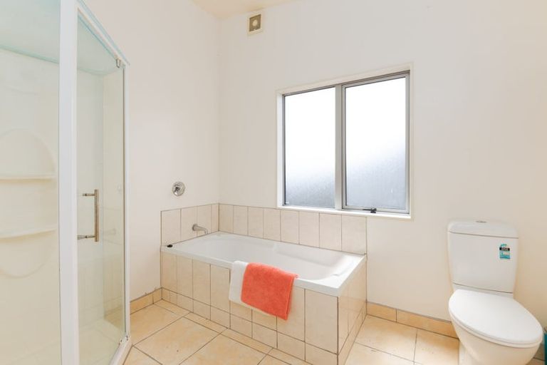 Photo of property in 40c Cunliffe Street, Johnsonville, Wellington, 6037