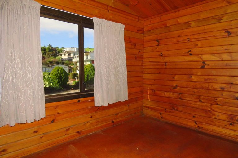 Photo of property in 51 Stratford Drive, Cable Bay, 0420