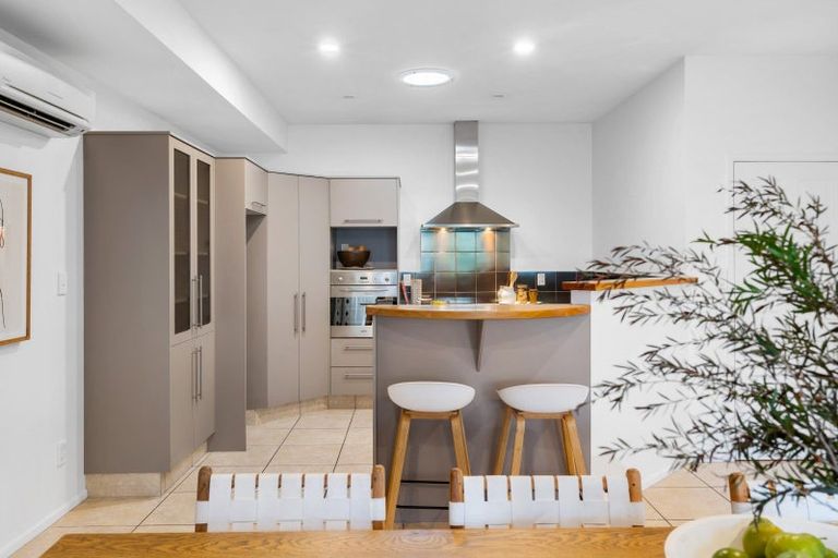 Photo of property in 1 Russell Robertson Drive, Havelock North, 4130