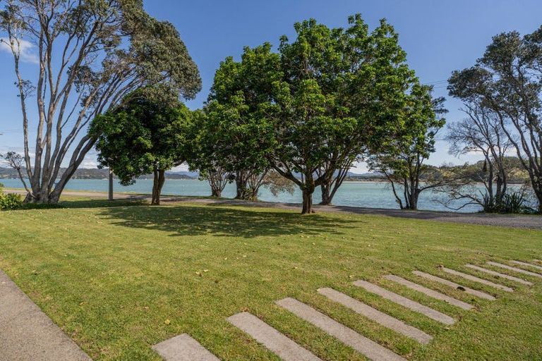 Photo of property in 183 Buffalo Beach Sh25 Road, Whitianga, 3510