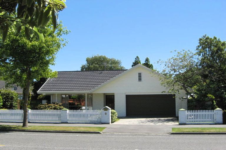 Photo of property in 8 Merrin Street, Avonhead, Christchurch, 8042