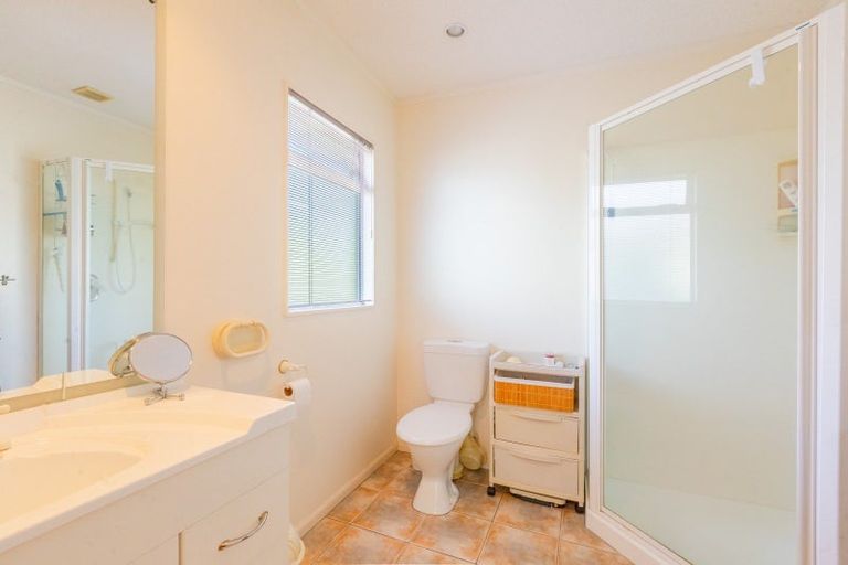 Photo of property in 11a Cheval Place, Taradale, Napier, 4112