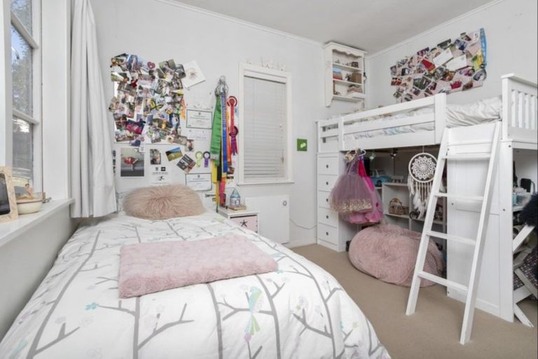 Photo of property in 23 Grace Street, Orakei, Auckland, 1071