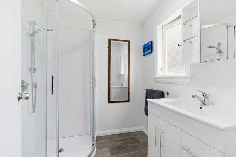 Photo of property in 34 Jervois Terrace, Ohau, Levin, 5570