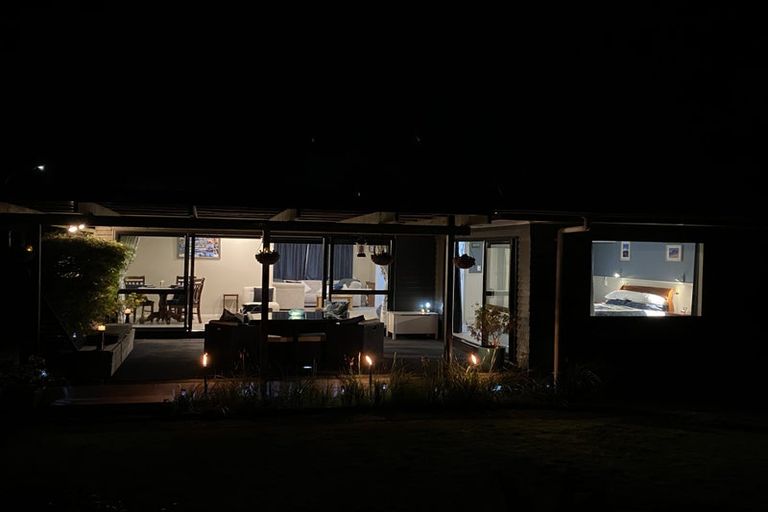 Photo of property in 9 Cooper Avenue, Holdens Bay, Rotorua, 3010