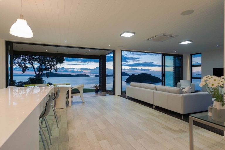 Photo of property in 160 Mannion Road, Wyuna Bay, Coromandel, 3581