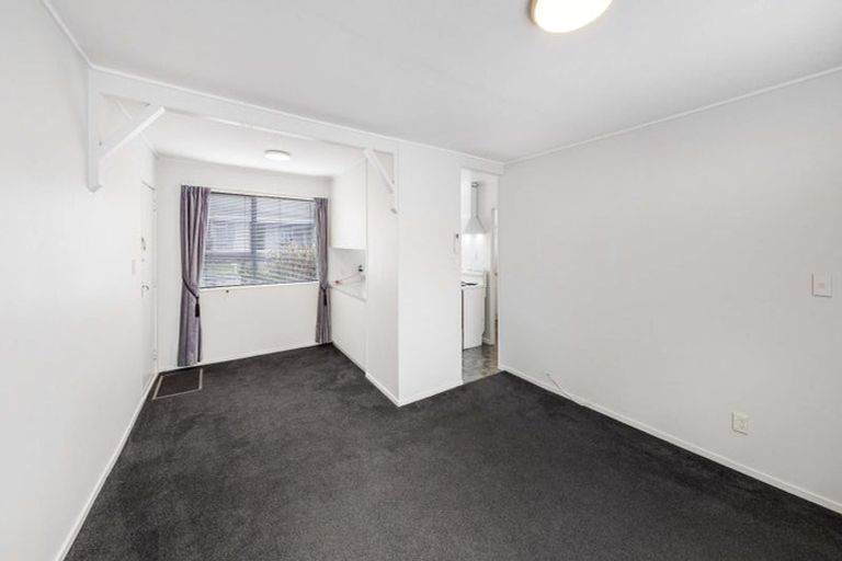 Photo of property in 2/3 Buckley Street, Alicetown, Lower Hutt, 5010