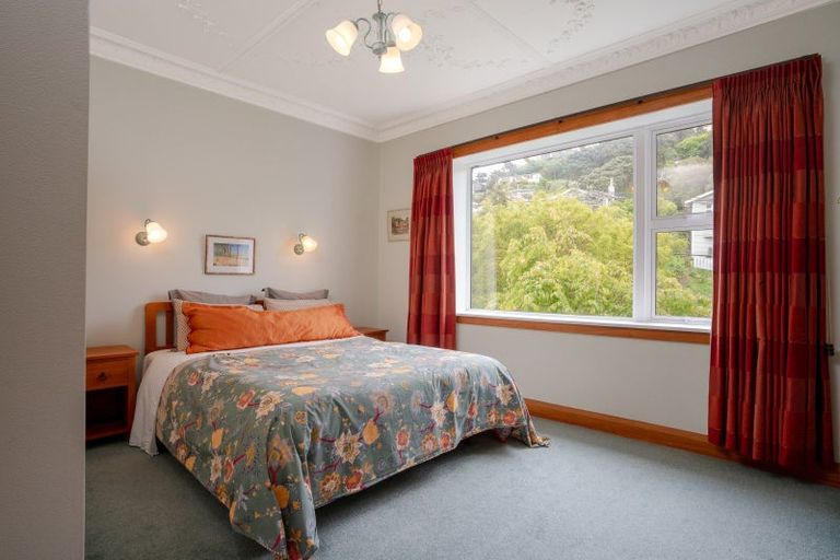 Photo of property in 53 Severn Street, Island Bay, Wellington, 6023