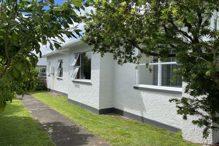 Photo of property in 32 Bedford Street, Eltham, 4322