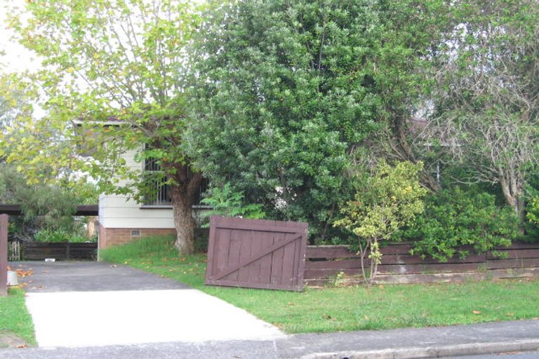 Photo of property in 62 Fitzwater Place, Henderson, Auckland, 0612