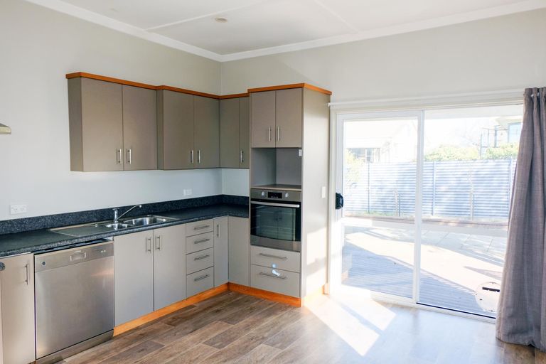 Photo of property in 45 Arun Street, South Hill, Oamaru, 9400