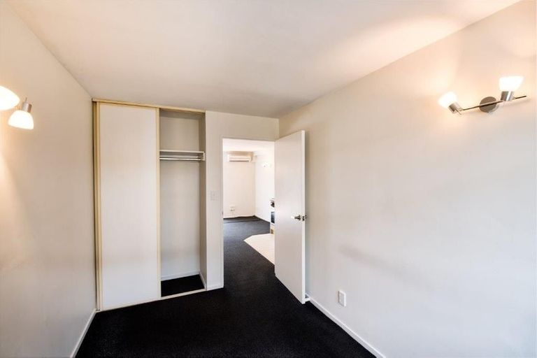 Photo of property in 4/290 Barbadoes Street, Christchurch Central, Christchurch, 8011