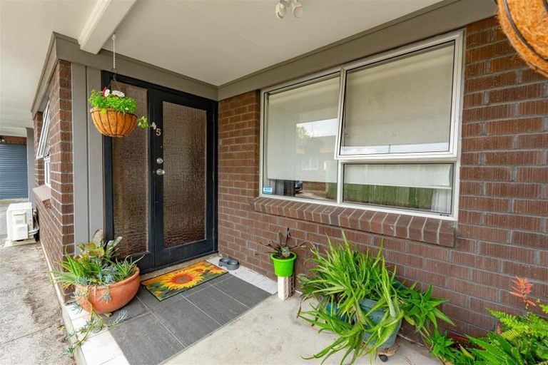 Photo of property in 5/13 Seabrook Avenue, New Lynn, Auckland, 0600
