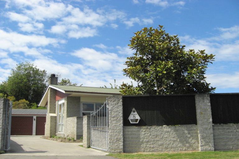 Photo of property in 8 Bowie Drive, Woodend, 7610