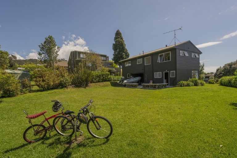 Photo of property in 4 Grierson Close, Hahei, Whitianga, 3591