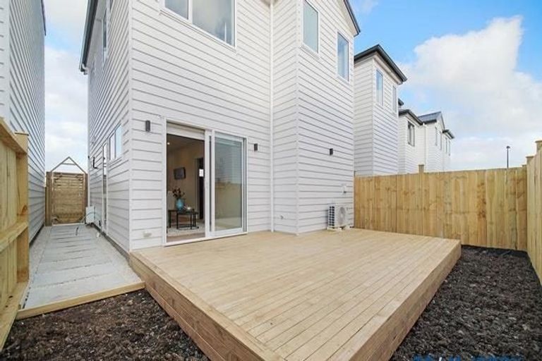 Photo of property in 65 Opoka Street, Papakura, 2110