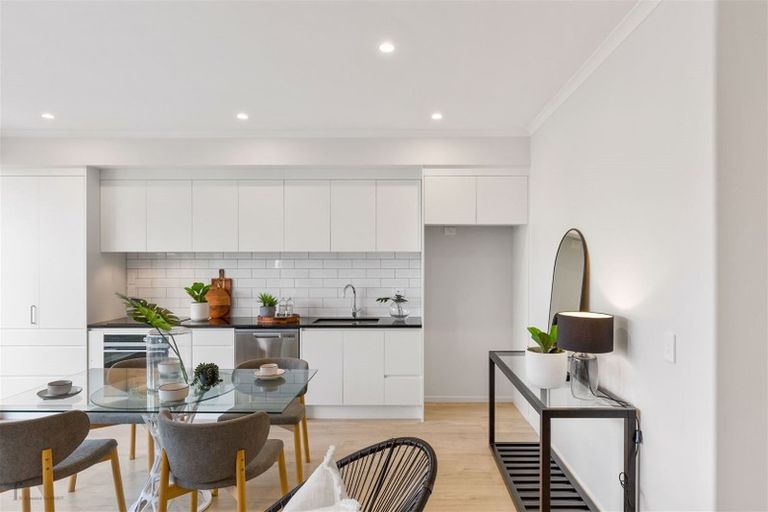 Photo of property in 9 Walter Merton Road, Hobsonville, Auckland, 0616