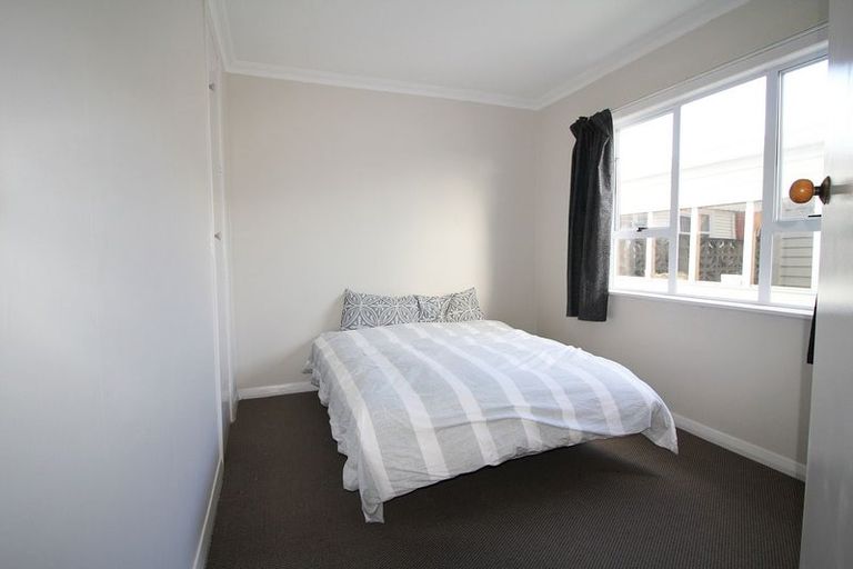 Photo of property in 85 Bartholomew Road, Levin, 5510