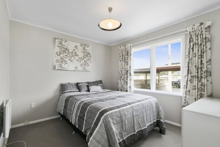 Photo of property in 44 Bull Avenue, Wainuiomata, Lower Hutt, 5014
