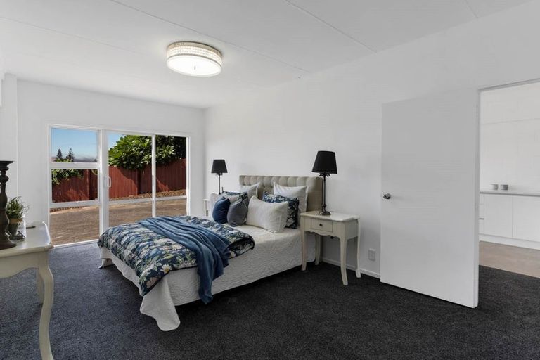 Photo of property in 51 Marriott Road, Pakuranga, Auckland, 2010