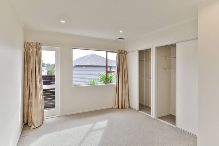 Photo of property in 2/29 Verbena Road, Birkdale, Auckland, 0626