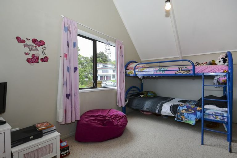 Photo of property in 34 Victory Street, Welcome Bay, Tauranga, 3112