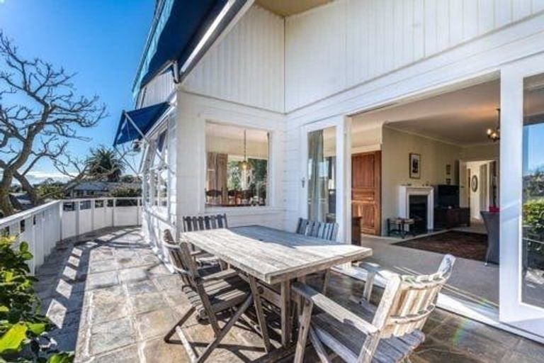 Photo of property in 188 Beach Road, Campbells Bay, Auckland, 0630