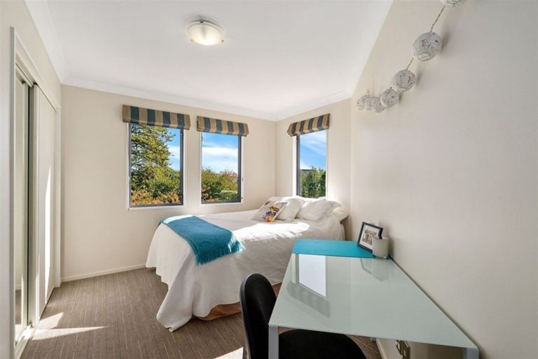 Photo of property in 6 Heacham Lane, Harewood, Christchurch, 8051