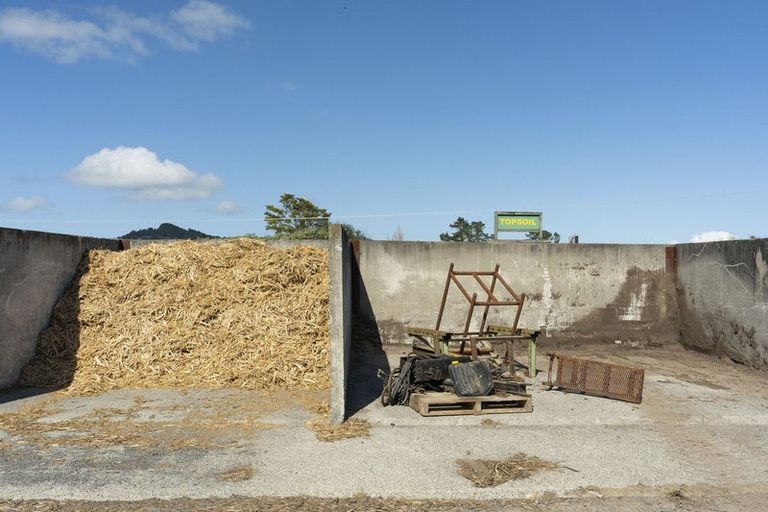 Photo of property in 35 Pataua Road South, Parua Bay, Onerahi, 0192