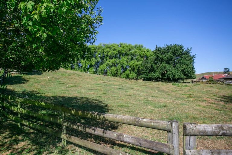 Photo of property in 53 Parapara Road, Tirau, 3410